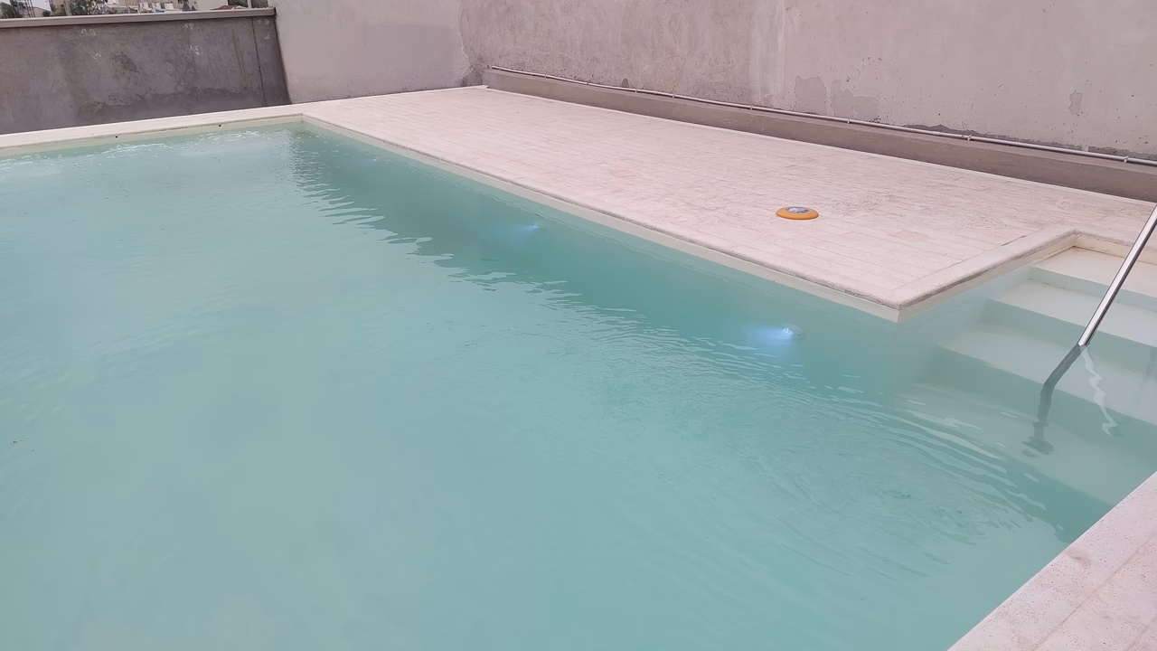 Bomba de calor para piscinas: cómo funciona y cómo elegirla