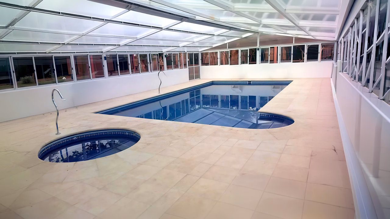 Piscinas de borde infinito y desborde: cómo funcionan